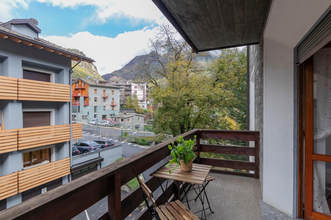 Ihost Flat - Valmalenco Centro Daire Chiesa in Valmalenco Dış mekan fotoğraf